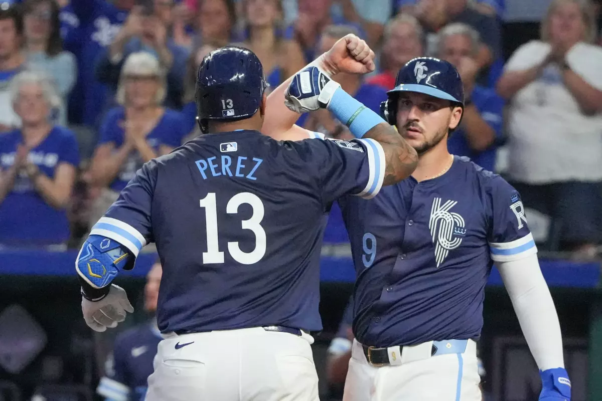 Vinnie Pasquantino Player Props Prediction: Royals vs Guardians