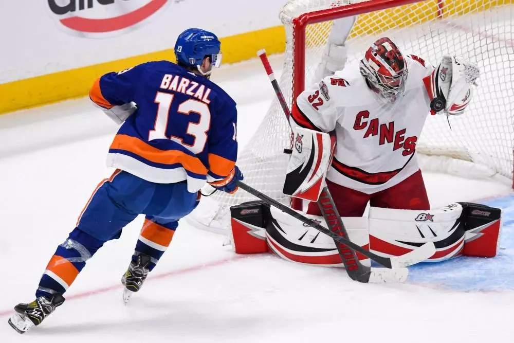 Islanders vs Hurricanes Prediction Game 4 NHL Playoffs 4/23