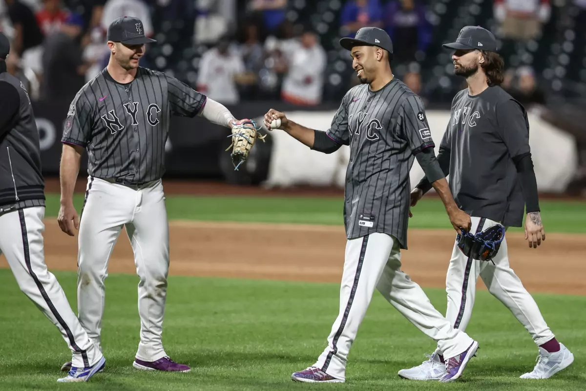 EASY EASY Money on this Over/Under Reds vs Mets 9/8