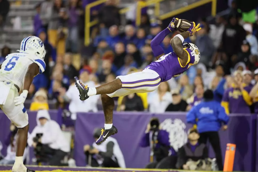 LSU vs Texas A&M Prediction NCAAF Picks 11/25