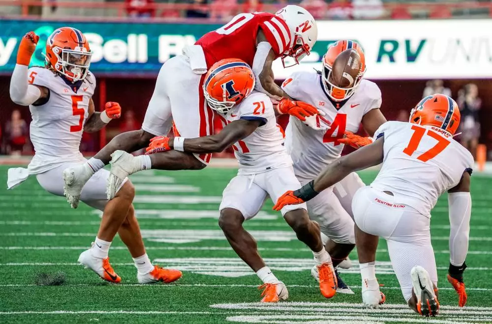Illinois vs Nebraska Prediction NCAAF Picks 10/6