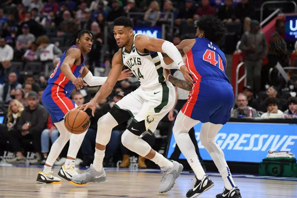 Pistons vs Bucks Prediction NBA Picks Experts 03/27