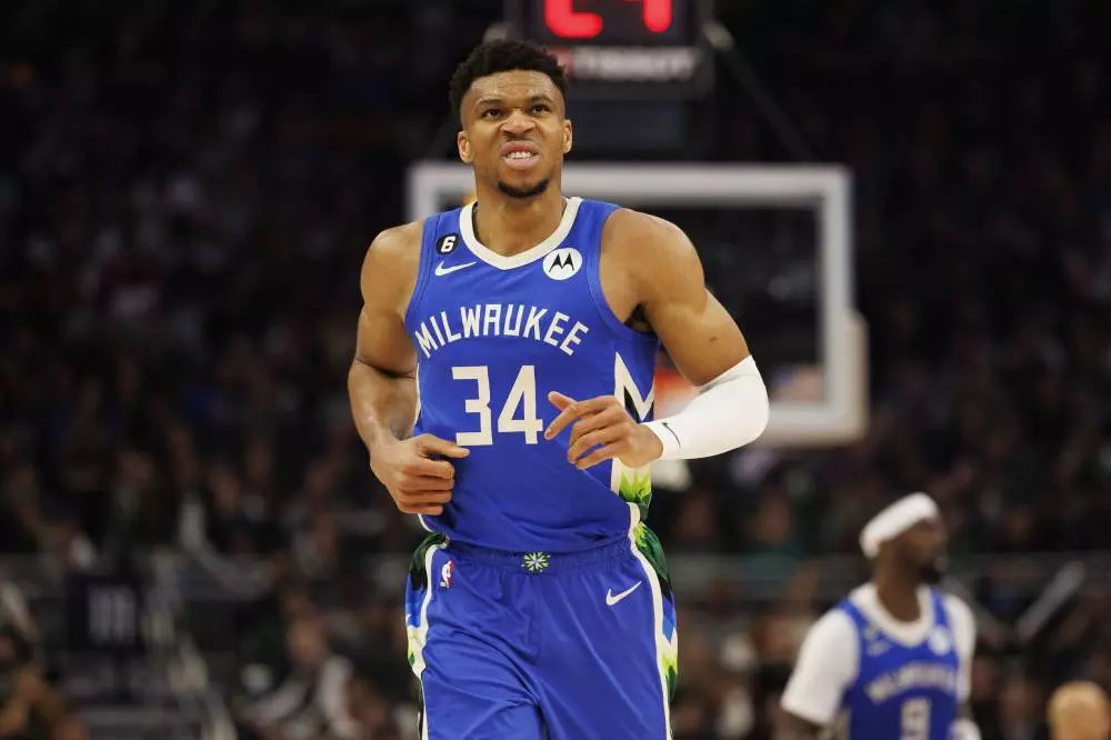 Bucks vs Spurs Prediction NBA Picks Today 12/19
