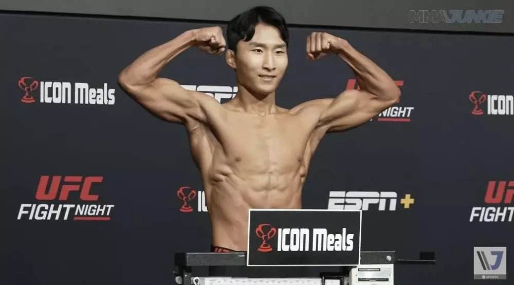 JeongYeong Lee vs Hyder Amil Prediction UFC Picks 7/20