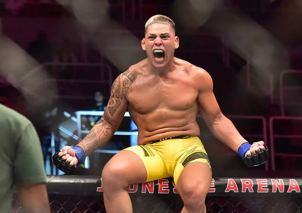 Brunno Ferreira vs Abdul Razak Prediction UFC Picks 6/8