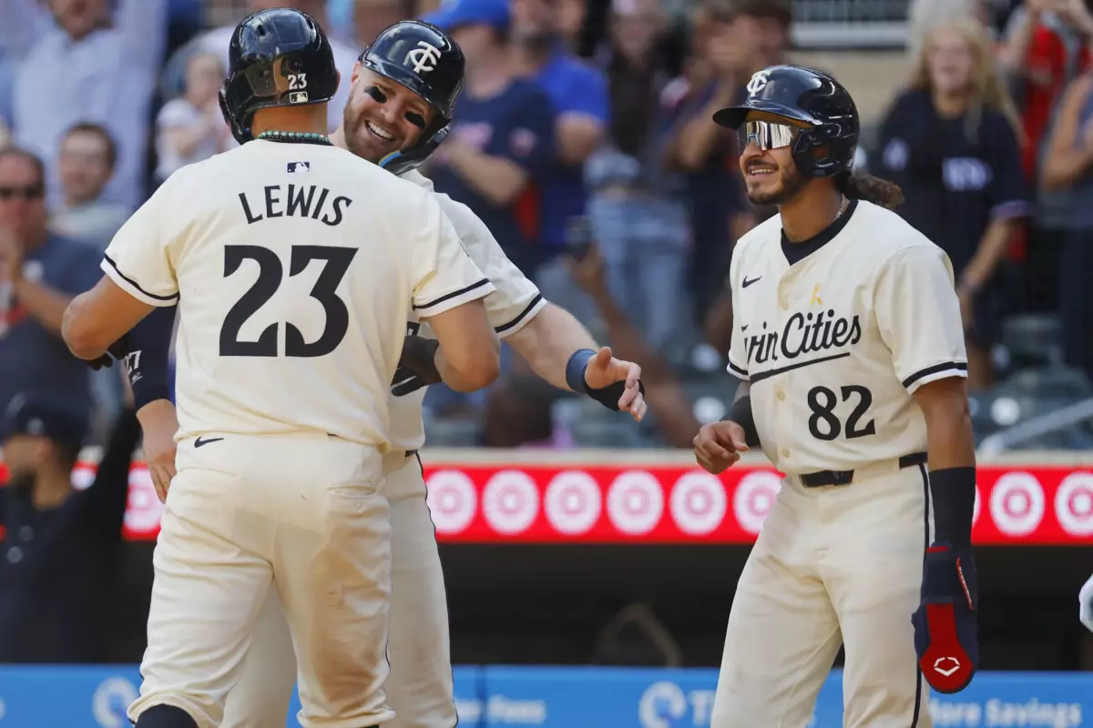 Cash this Royce Lewis Prop vs Rays 9/2