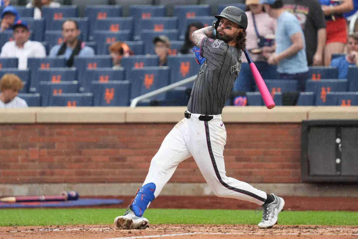 Jesse Winker Player Props Prediction: Marlins vs Mets 8/18