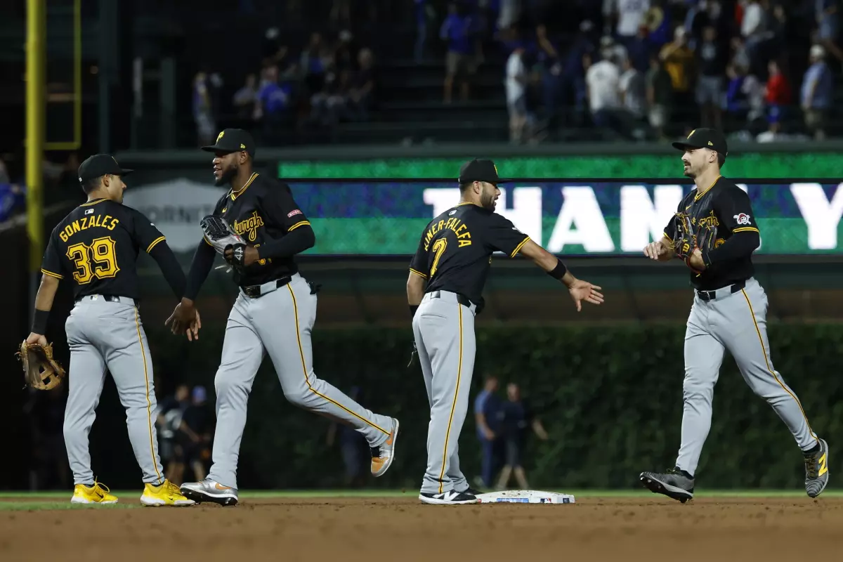 EASY EASY Money on this Over/Under Cubs vs Pirates 9/3