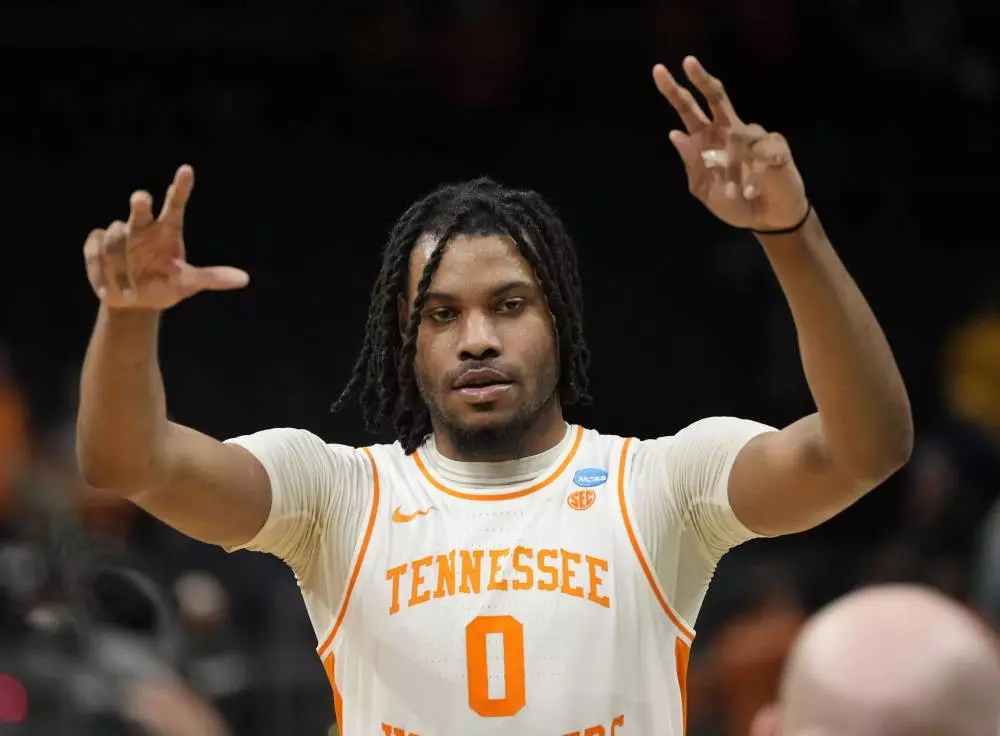 Tennessee vs Creighton Prediction NCAAB Picks 3/29