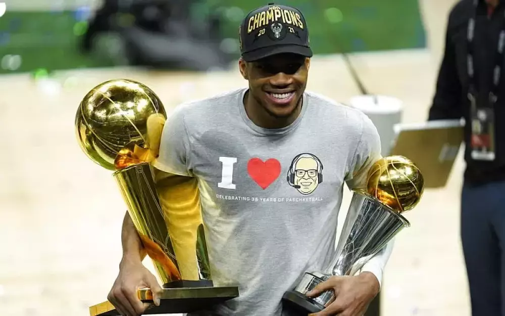 Giannis Antetokounmpo Player Prop Bet: Bucks vs Pacers 11/22