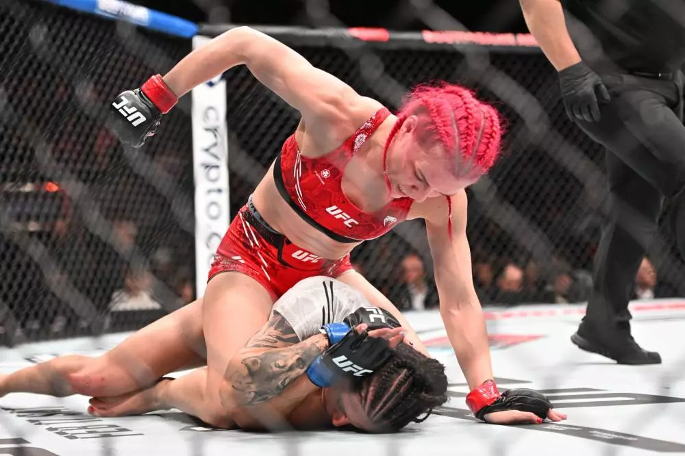Gillian Robertson vs Michelle Waterson Prediction UFC 303