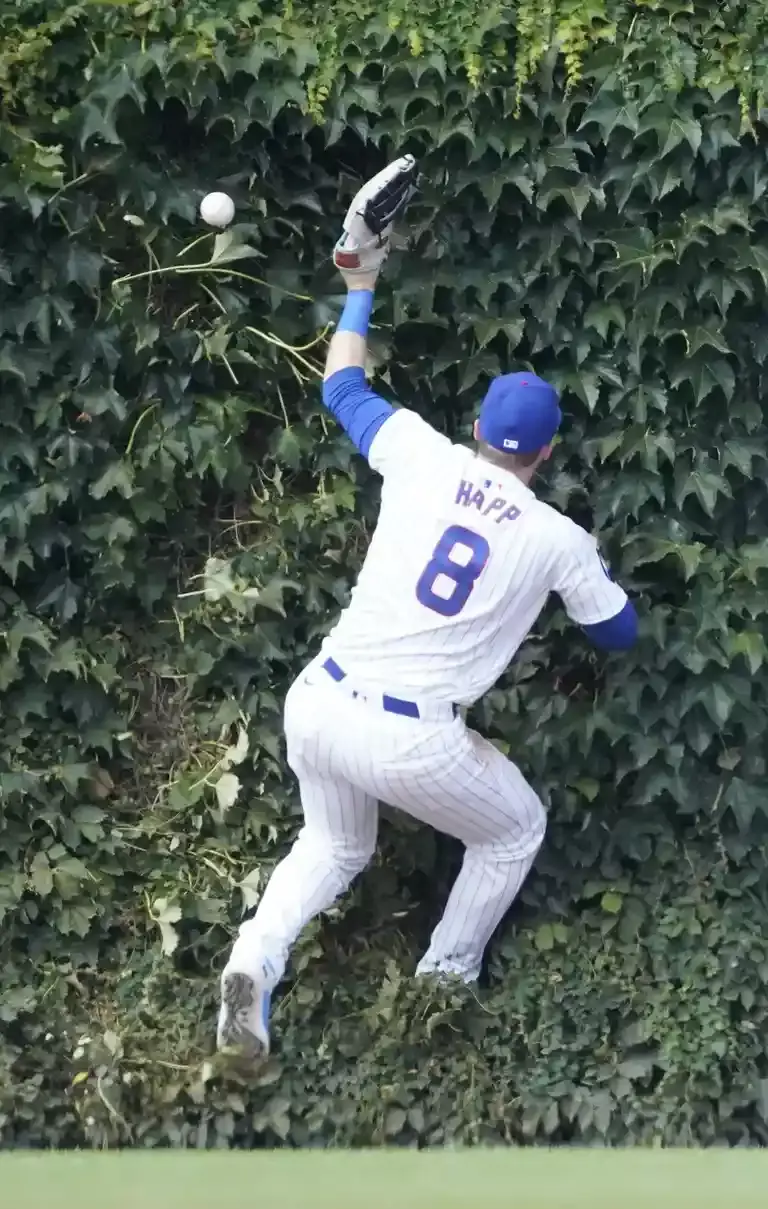 Ian Happ Player Props: Twins vs Cubs 8/7
