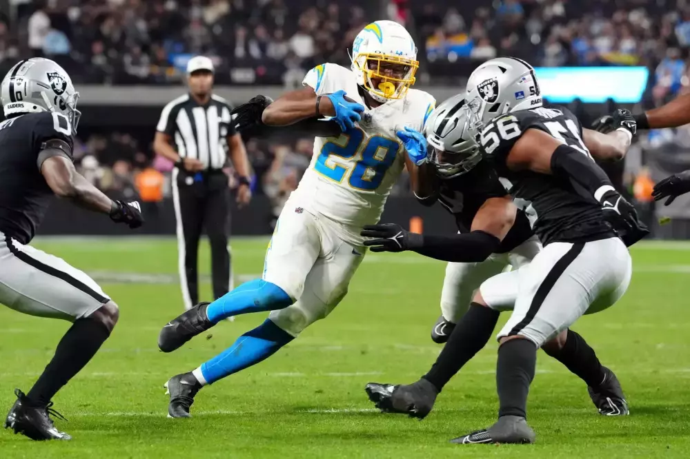 Tap Here! $286k Expert Shares Chargers vs Raiders Prediction 9/8 Over Under