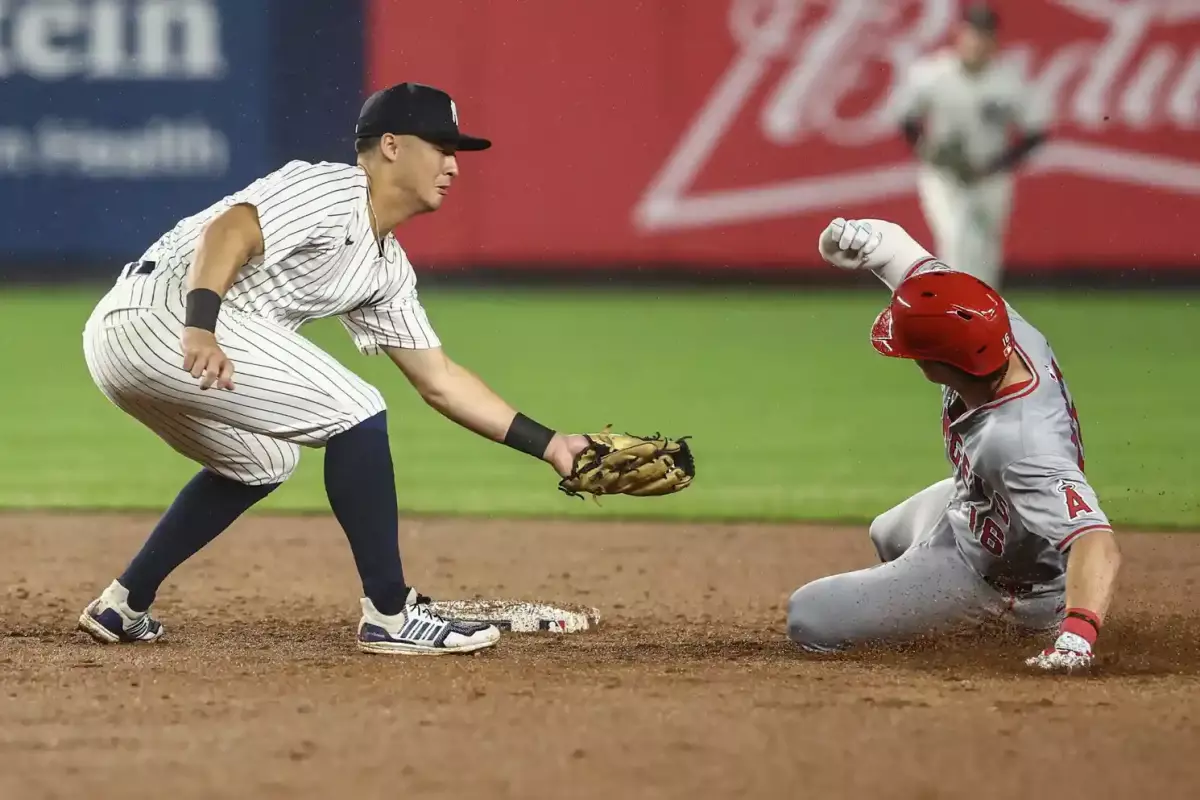 Mickey Moniak Player Props: Angels vs Nationals 8/9