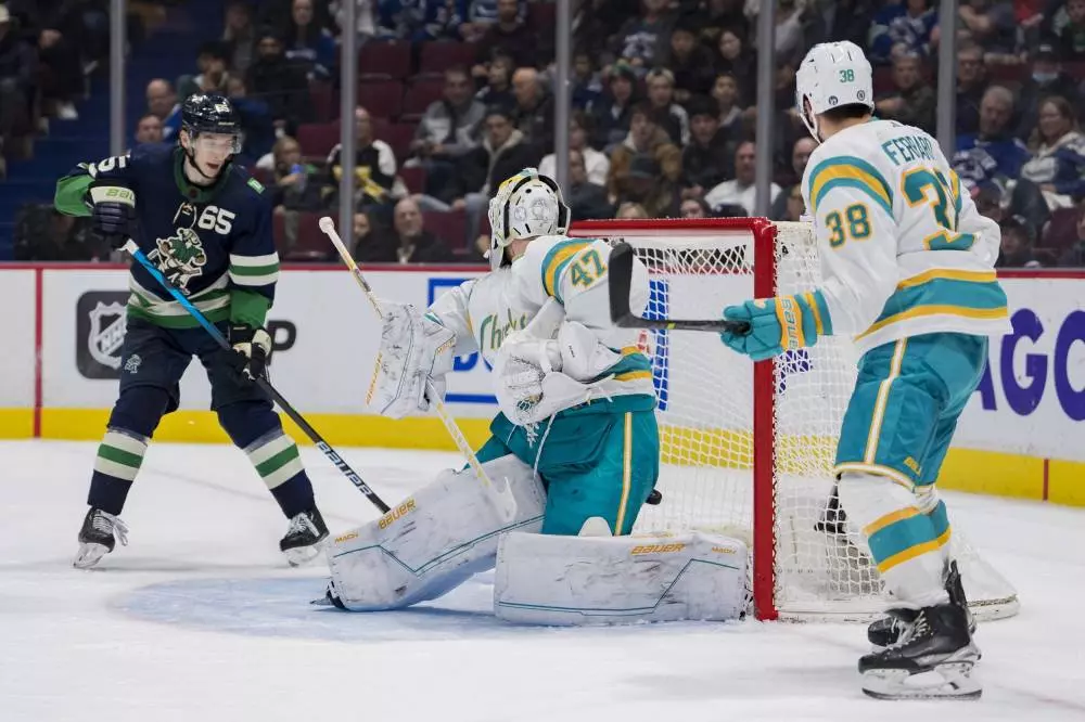 Sharks vs Canucks NHL Experts Picks and Predictions for 3/23