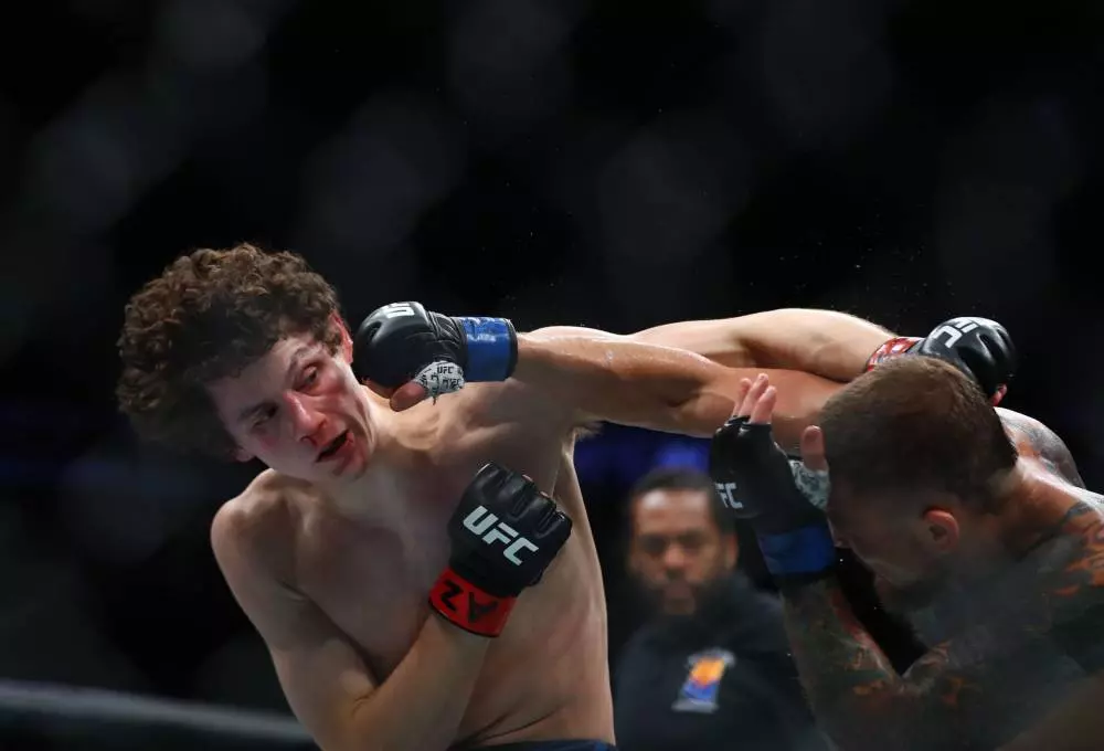 Chase Hooper vs Jordan Leavitt Prediction UFC Picks 11/18